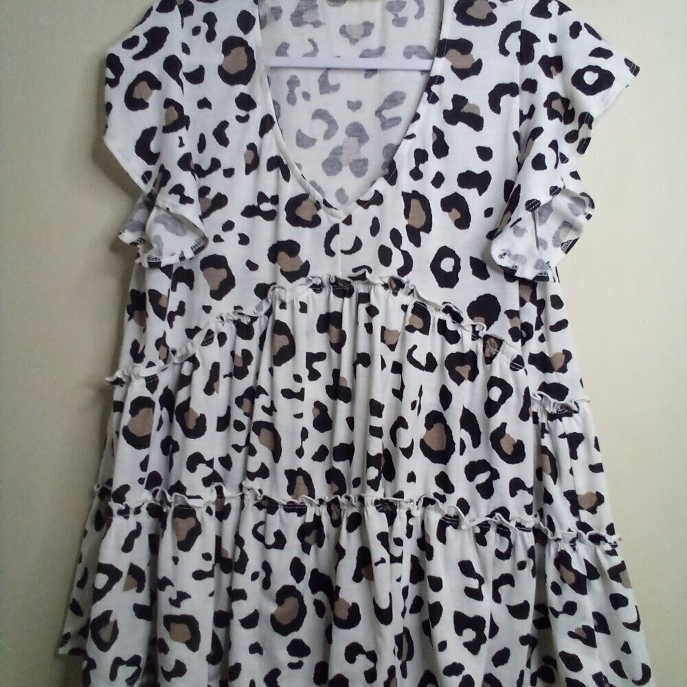 Altar'd State Blouse Women L Babydoll Ruffle Feminine Animal Print White Black
